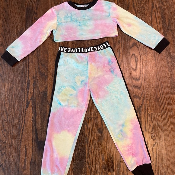 Size 6 Tie Dye Crop Top and Jogger Outfit - Picture 2 of 6